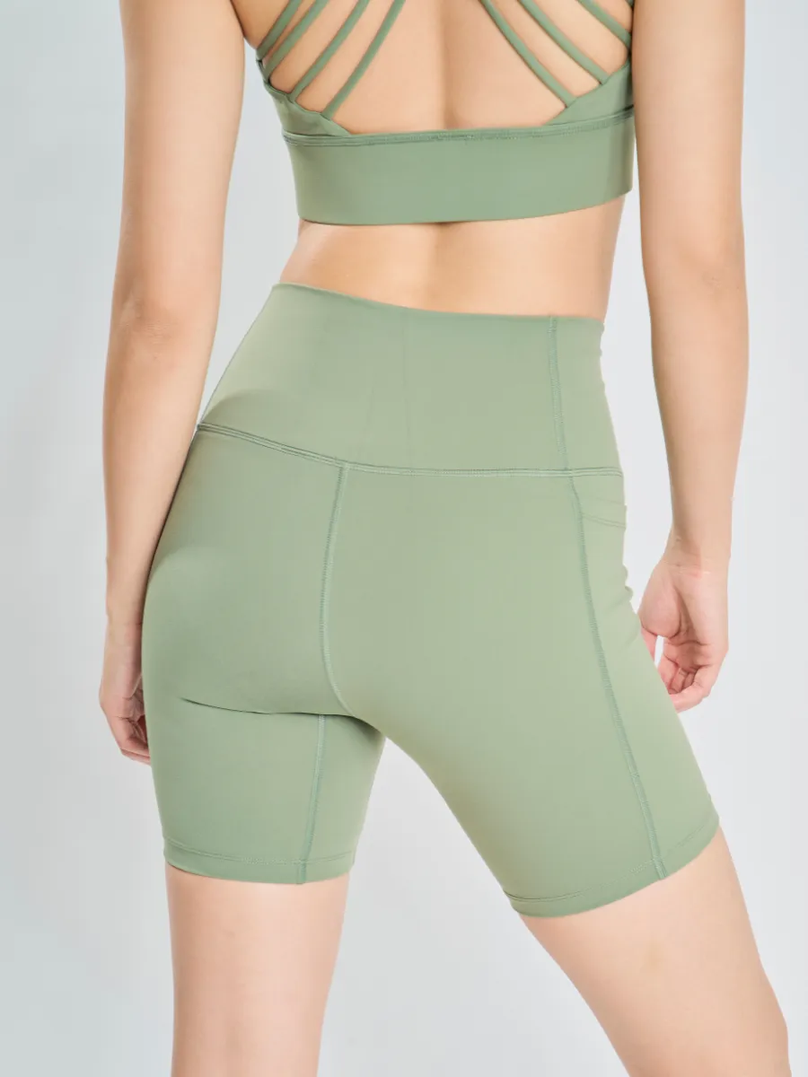 Easy Sprint 6” *Pocket Shorts in Sage Green
