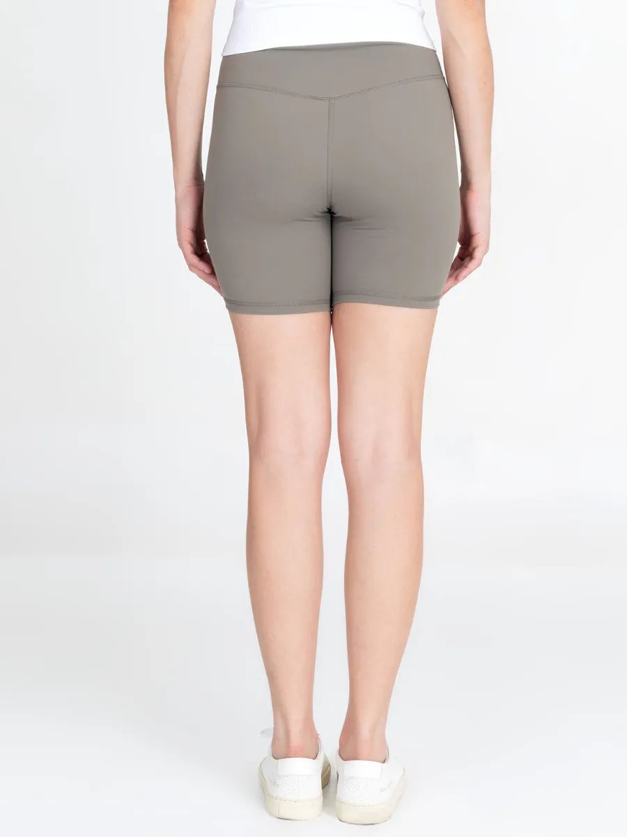 Easy Sprint 6” *Seamless Shorts in Bronze Green