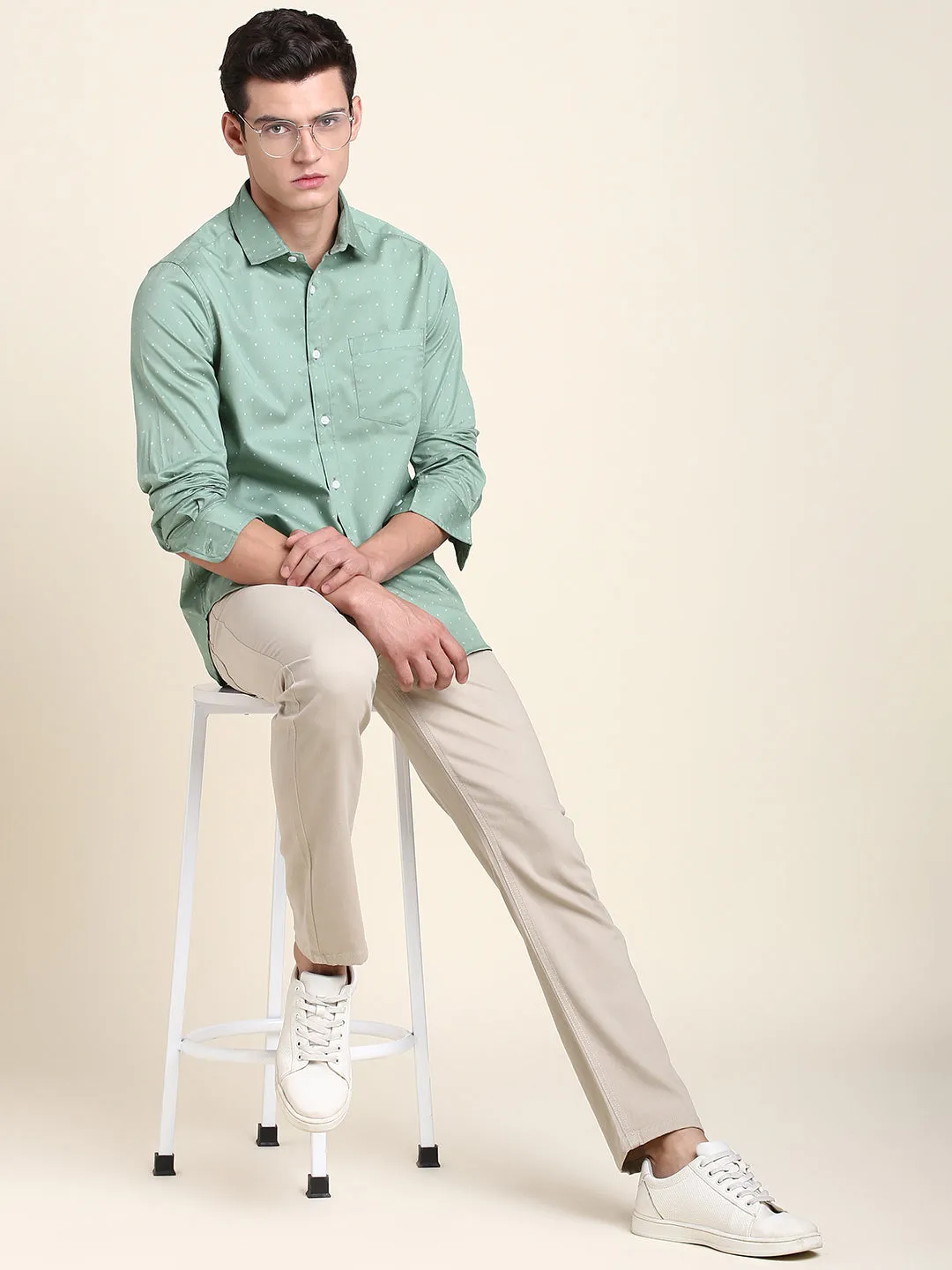 Men's Comfortable And Stylish Green Casual Shirt