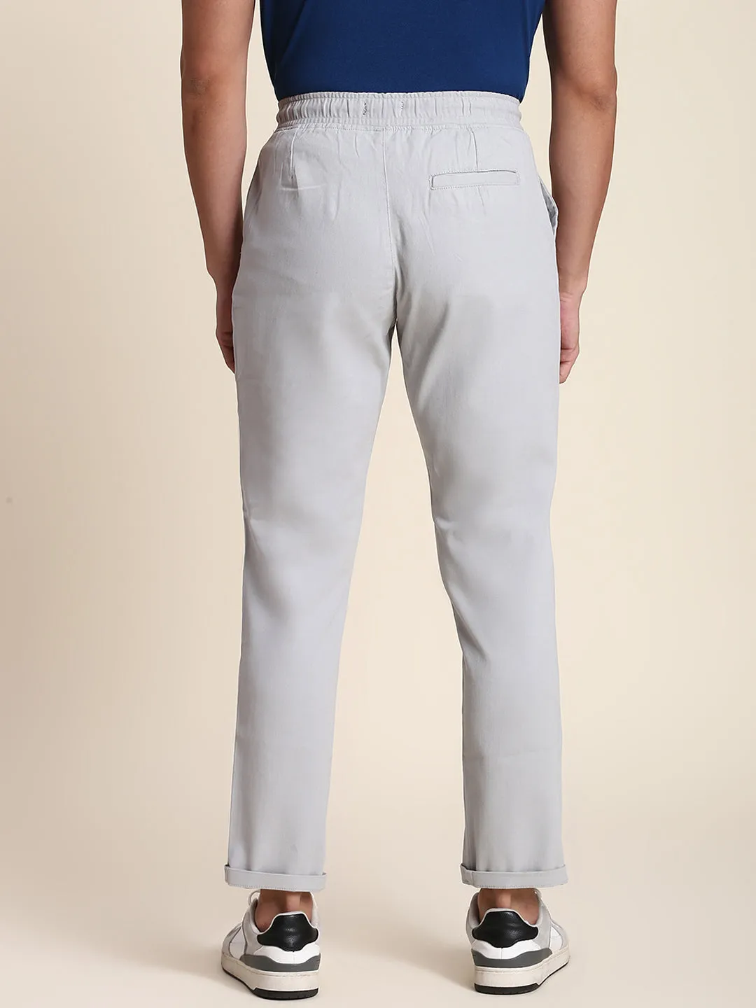 Men's Light Grey Chino Comfortable Bottomwear With Smart Casual Look