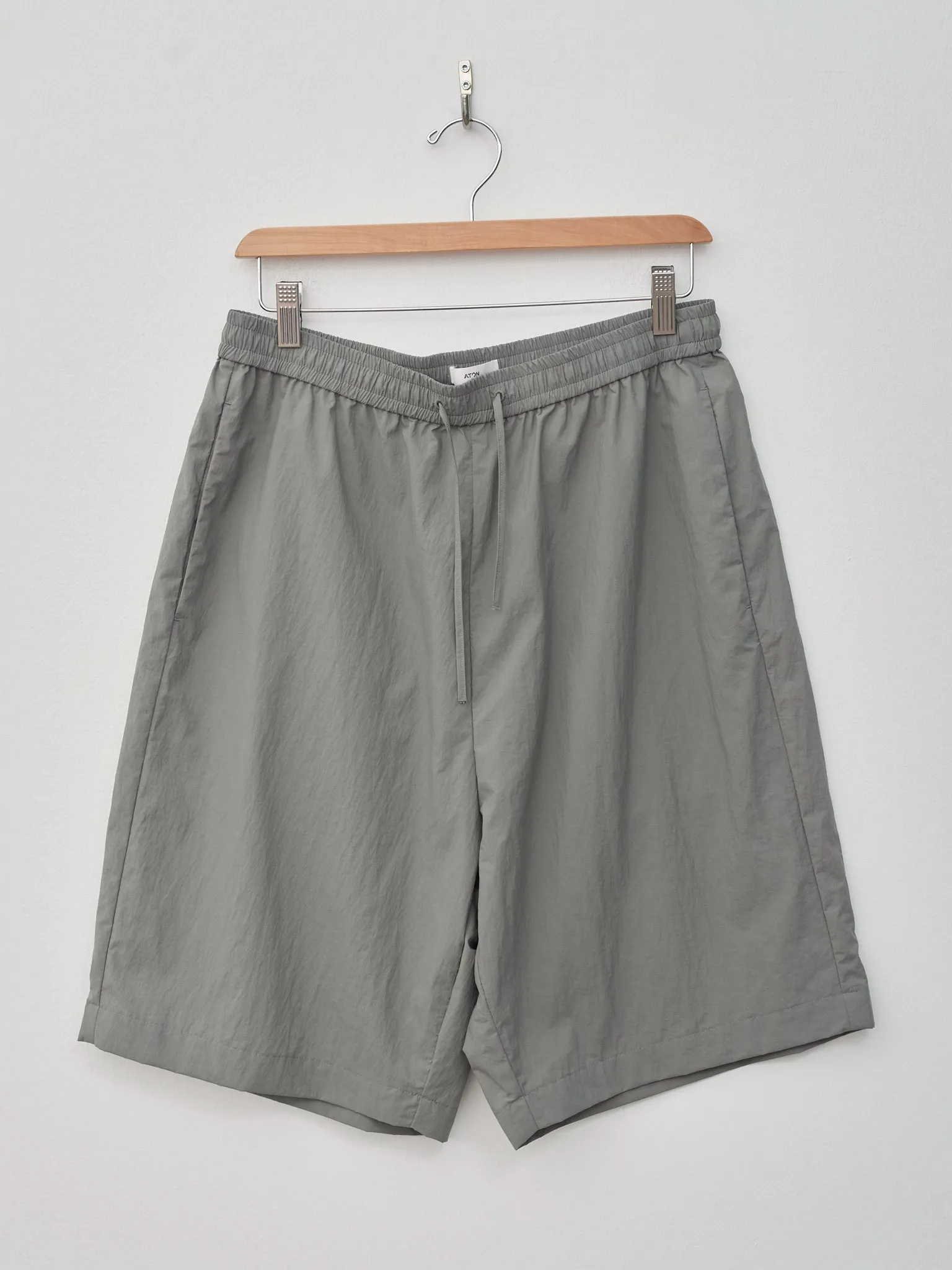 Travel Nylon Easy Shorts - Green