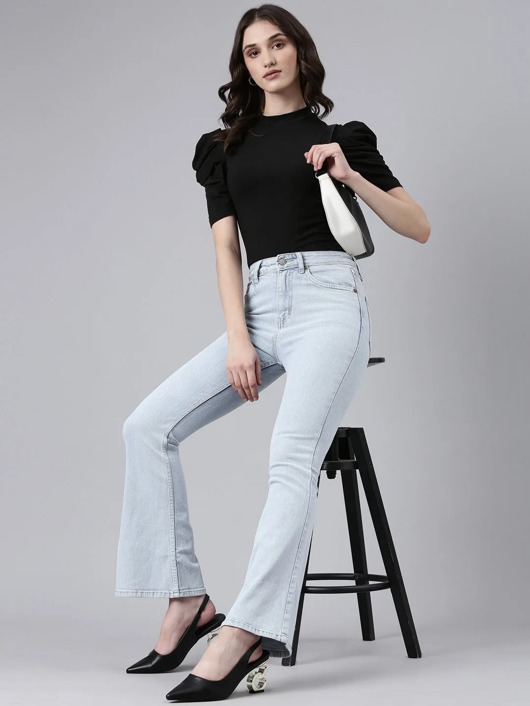 Women Blue Clean Look Mid-Rise Bootcut Jeans